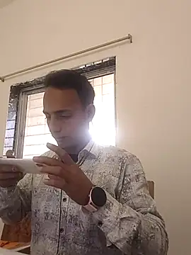 Snapshot of Hal_Ron chatting on 27, 11, 2025 Hal Ron online show from 27, 11, 2025