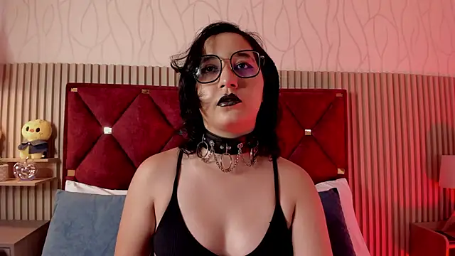 Snapshot of Kiri_Velvet chatting on 3, 6, 2026 Kiri Velvet online show from 3, 6, 2026