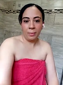 sexymaxine15 online show from 26, 11, 2025