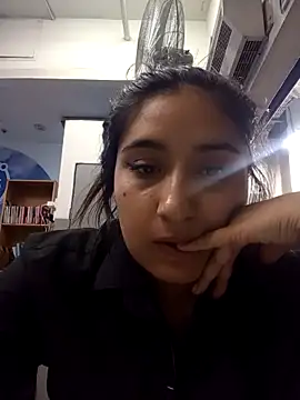 Bizcochitoc4 online show from 16, 2, 2026