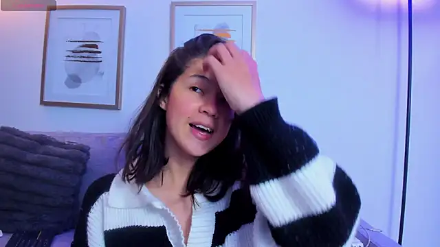 Skyy bloom online show from 19, 3, 2026