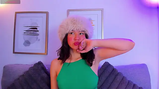 Skyy bloom online show from 2, 4, 2026