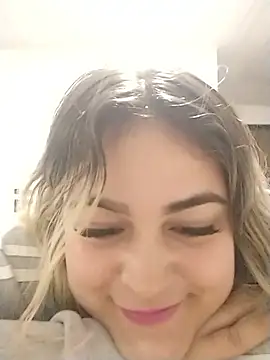 sexy aurora ourdoors online show from 2, 12, 2025