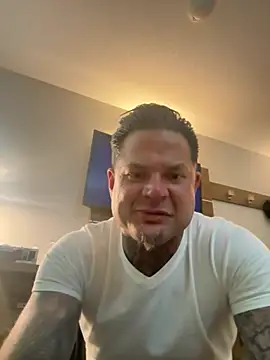 Snapshot of JSizzle13 chatting on 1, 4, 2026 JSizzle13 online show from 1, 4, 2026