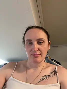 TomilaSi online show from 15, 6, 2026