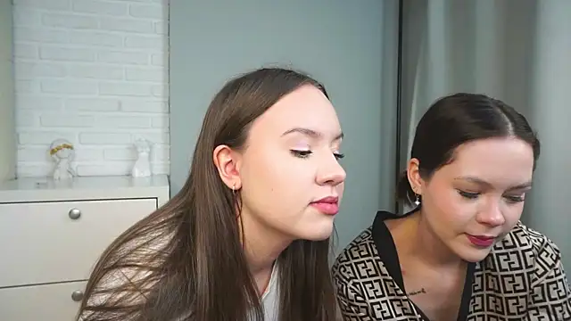 VirginiaRowe online show from 12, 1, 2026