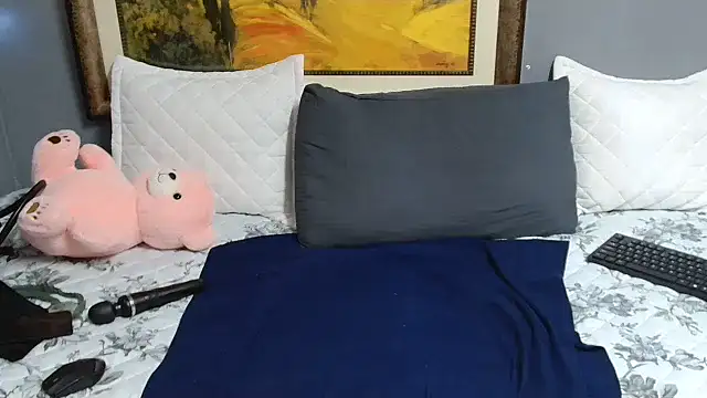 JuicyEbonyGoddess online show from 4, 2, 2026