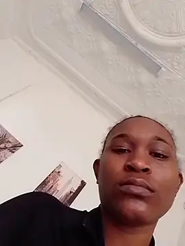 JuicyEbonyGoddess online show from 20, 5, 2026