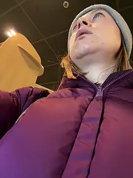 Brooke lover online show from 4, 3, 2026