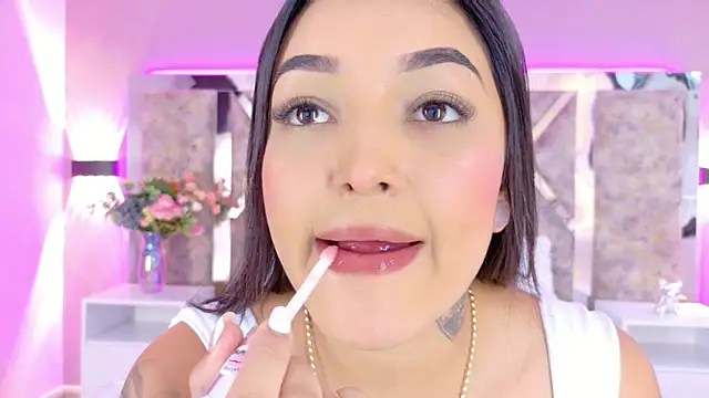 MelissaGill  online show from 22, 12, 2025