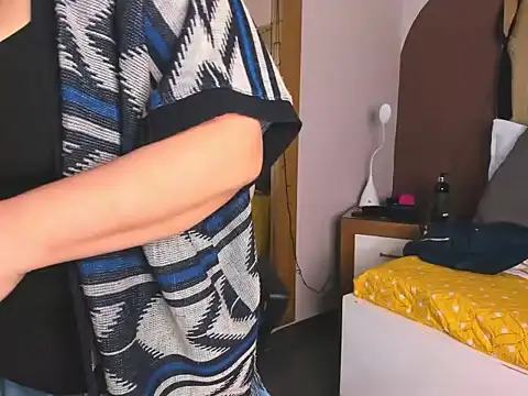 MilaFoxxy online show from 29, 11, 2025