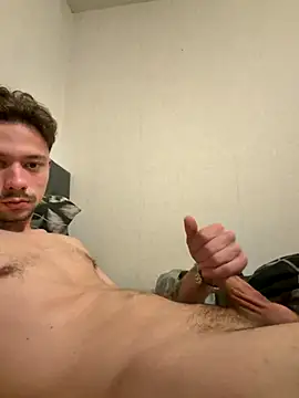 Snapshot of LEODR25 chatting on 24, 11, 2025 LEODR25 online show from 24, 11, 2025