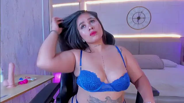 Snapshot of Julietaa_1 chatting on 3, 12, 2025 Julietaa 1 online show from 3, 12, 2025