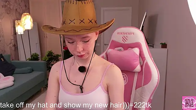 Snapshot of eva_aria chatting on 29, 4, 2026 eva aria online show from 29, 4, 2026
