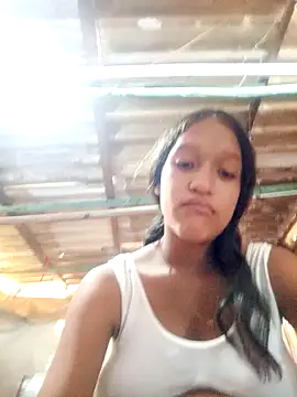 Snapshot of rachelbunny_and_kevin chatting on 1, 12, 2025 rachelbunny and kevin online show from 1, 12, 2025