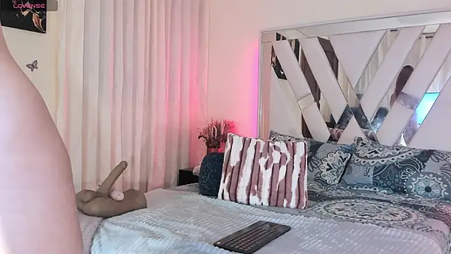 samantha dimou online show from 21, 4, 2026