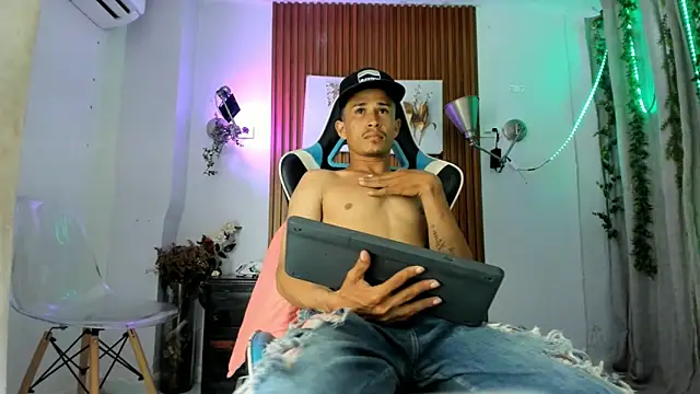 Armando hot22 online show from 24, 11, 2025