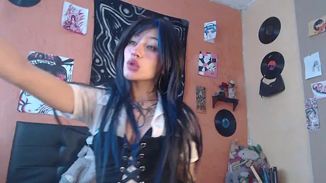 Snapshot of Layla_quinn chatting on 15, 7, 2026 Layla quinn online show from 15, 7, 2026