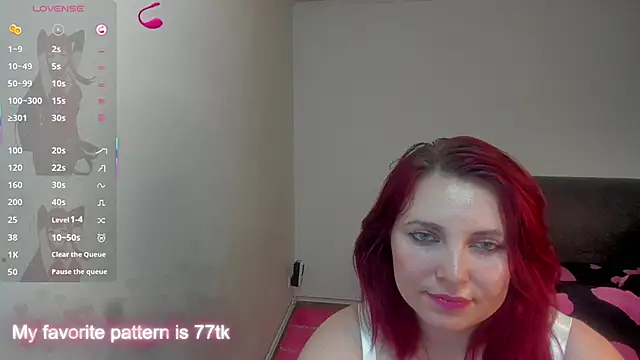 Snapshot of BluEyesEva chatting on 2, 12, 2025 BluEyesEva online show from 2, 12, 2025