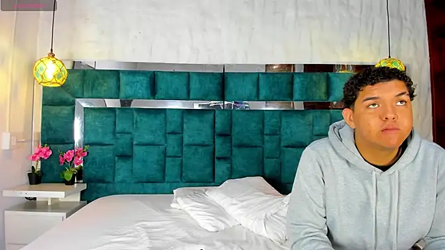  bonnyandclyde online show from 16, 3, 2026