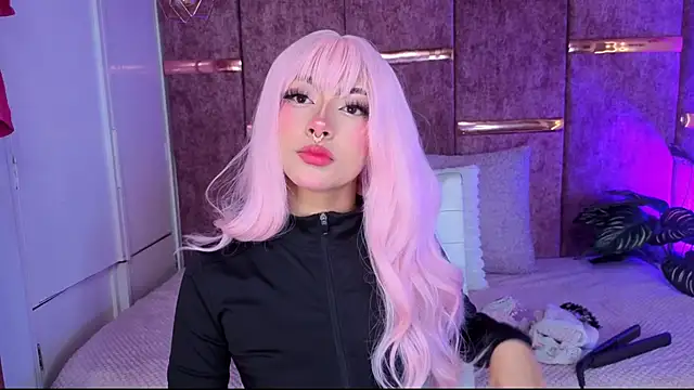 Snapshot of amberthangelss chatting on 25, 11, 2025 amberthangelss online show from 25, 11, 2025