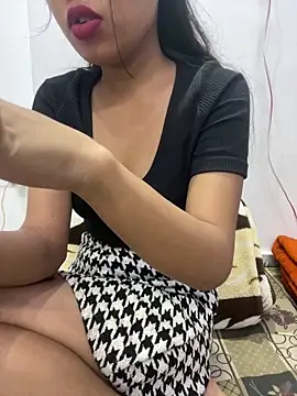 Triptii 0 online show from 14, 12, 2025