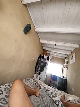 Snapshot of Alvarezz0202 chatting on 16, 2, 2026 Alvarezz0202 online show from 16, 2, 2026