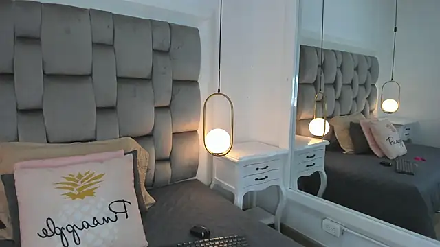 Snapshot of gaby_smit__ chatting on 15, 2, 2026 gaby smit online show from 15, 2, 2026