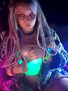 Horny hippie online show from 31, 10, 2025