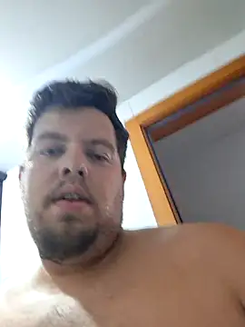 Snapshot of Leoon98 chatting on 3, 3, 2026 Leoon98 online show from 3, 3, 2026