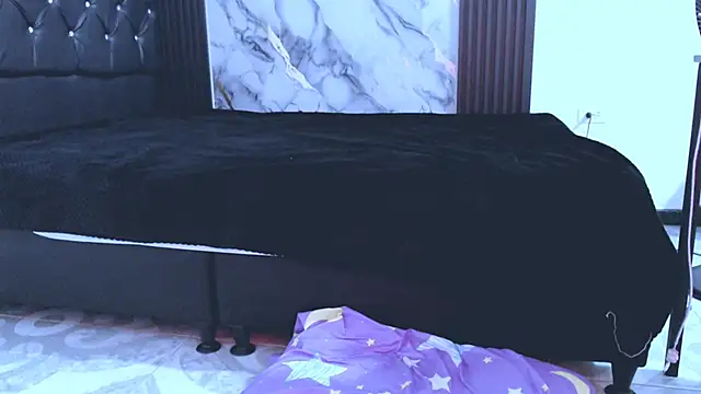 NoaLeon21 online show from 28, 2, 2026