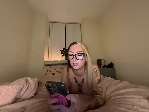 lace xxx online show from 18, 2, 2026