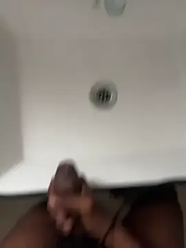 Snapshot of jare692001 chatting on 30, 11, 2025 jare692001 online show from 30, 11, 2025