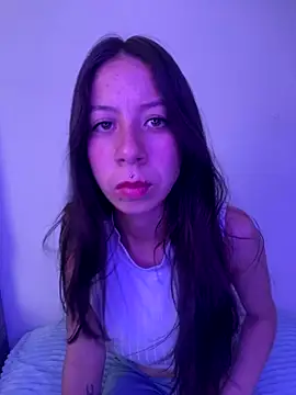 Snapshot of liceth_c chatting on 2, 12, 2025 liceth c online show from 2, 12, 2025