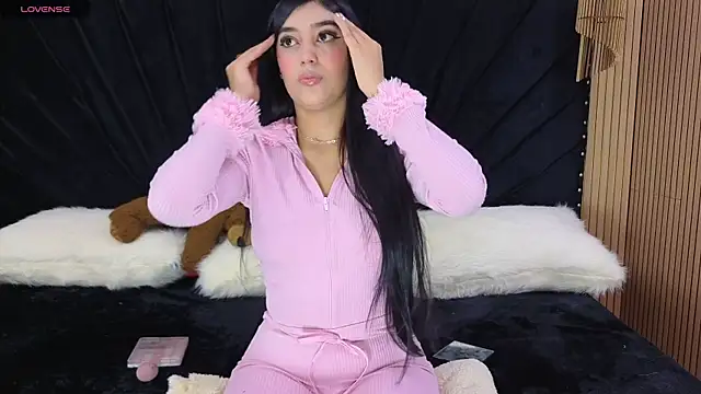 Snapshot of Venus_Horney chatting on 27, 3, 2026 Venus Horney online show from 27, 3, 2026