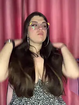 Snapshot of Scarletts_Boobs chatting on 30, 11, 2025 Scarletts Boobs online show from 30, 11, 2025