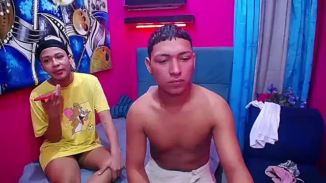 twinks fuck online show from 8, 1, 2026