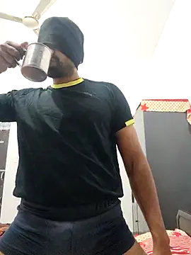 Amit22122 online show from 5, 12, 2025