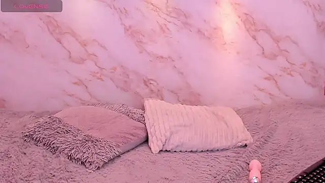 Dakota ferreti  online show from 7, 4, 2026