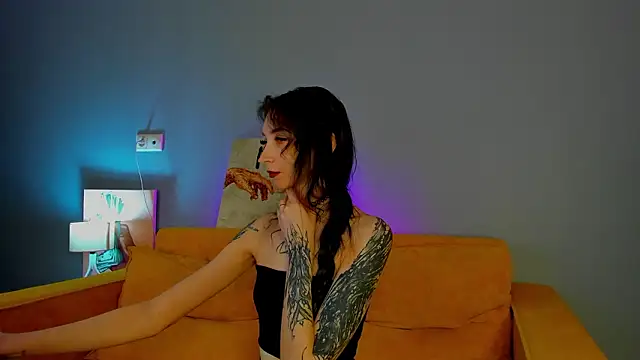 Snapshot of Ellen_Hops chatting on 27, 2, 2026 Ellen Hops online show from 27, 2, 2026