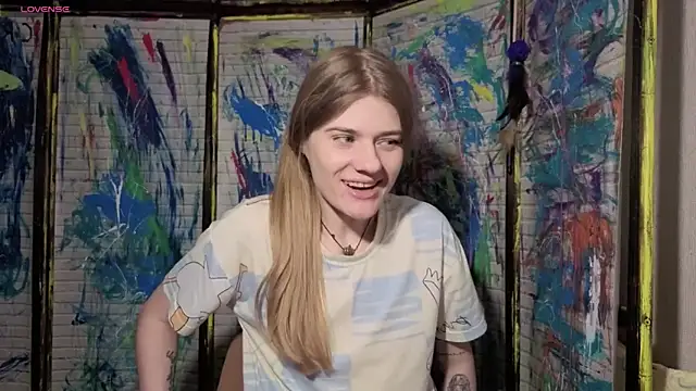 Adell Love online show from 19, 4, 2026