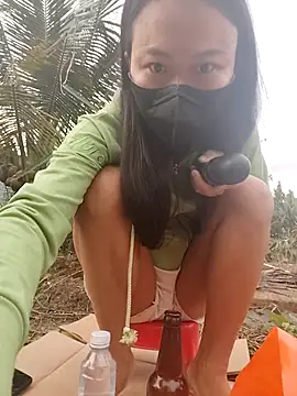 Snapshot of LoveDirty3x chatting on 27, 11, 2025 LoveDirty3x online show from 27, 11, 2025