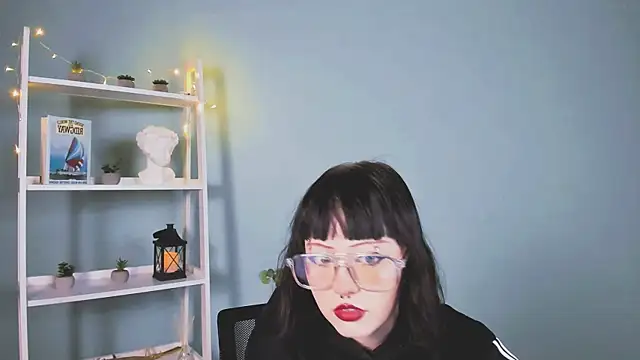 mira cool  online show from 30, 11, 2025