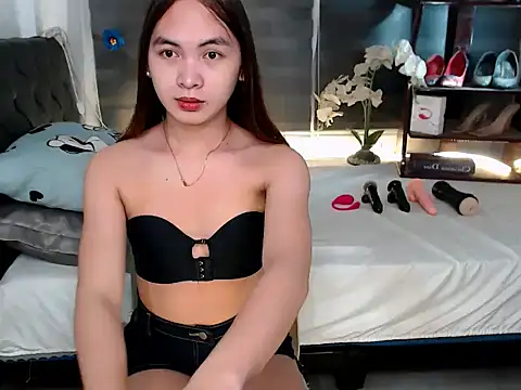 Snapshot of sylvannia_cumslut chatting on 17, 2, 2026 sylvannia cumslut online show from 17, 2, 2026