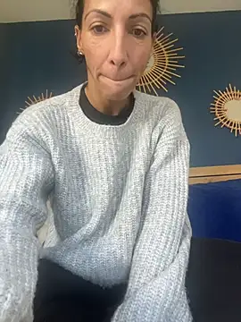 Soniaxxx31 online show from 27, 11, 2025