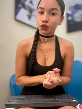 ZoeyFierce online show from 1, 6, 2026
