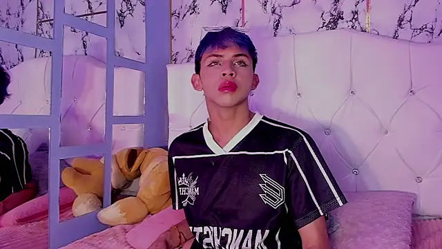 Prince Apolo online show from 4, 12, 2025