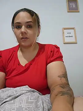 LoreinnFox online show from 3, 5, 2026