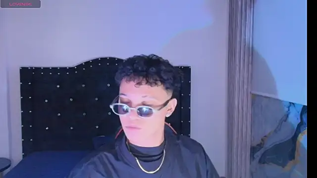 thian blakee online show from 30, 11, 2025