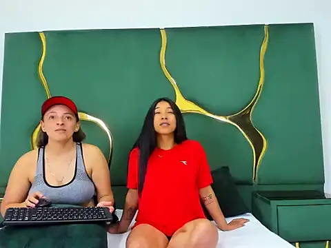 Alyssa Noah online show from 29, 11, 2025